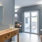 בית הארחה Nouvelle Maison Luxury Palace