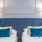 בית הארחה Nouvelle Maison Luxury Palace 4*