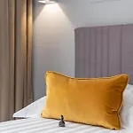 Nouvelle Maison Luxury Palace בית הארחה רומא