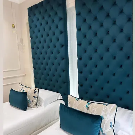 Гостевой дом Nouvelle Maison Luxury Palace 4*