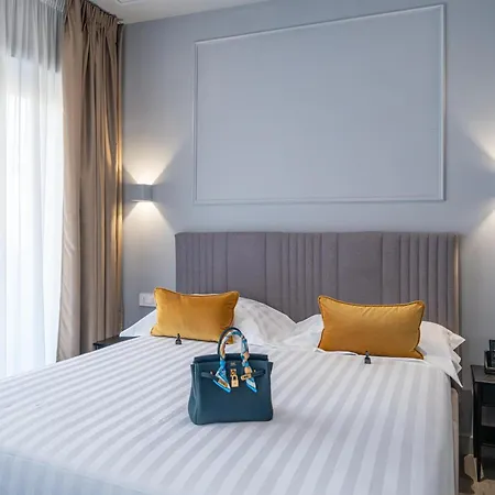 Vendégház Nouvelle Maison Luxury Palace 4*