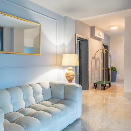 Nouvelle Maison Luxury Palace
