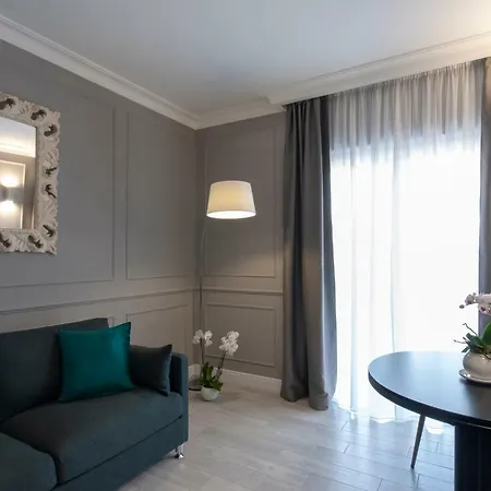 Nlm Boutique Rome