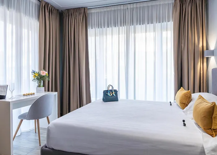 Nouvelle Maison Luxury Palace Guest house 4*